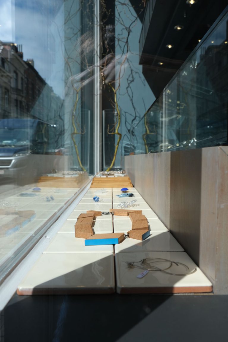 Vitrine Hectare galerie