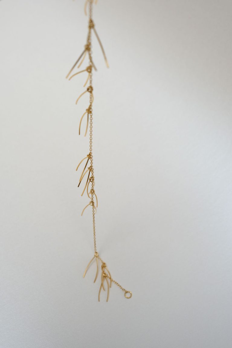 Collier-vermeil,-Chloé-Noyon,-photo-Lou-Sautreau-w4