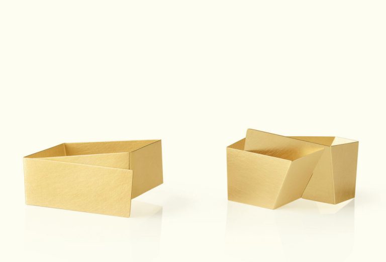 Claudia Hoppe, or 18ct, argent 950, Bracelets minimalistes jouant sur l'élasticité de l'argent