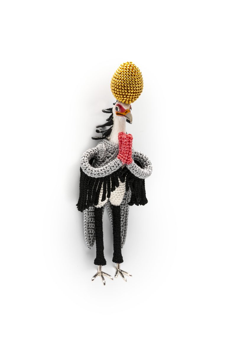 Brooch Miss Smith 2, Felieke vander leest, 2024 Eggsquisite