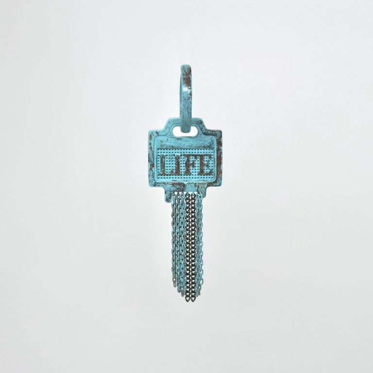 The key to perfect life, Yichen Dong, pendant, silver, acryl