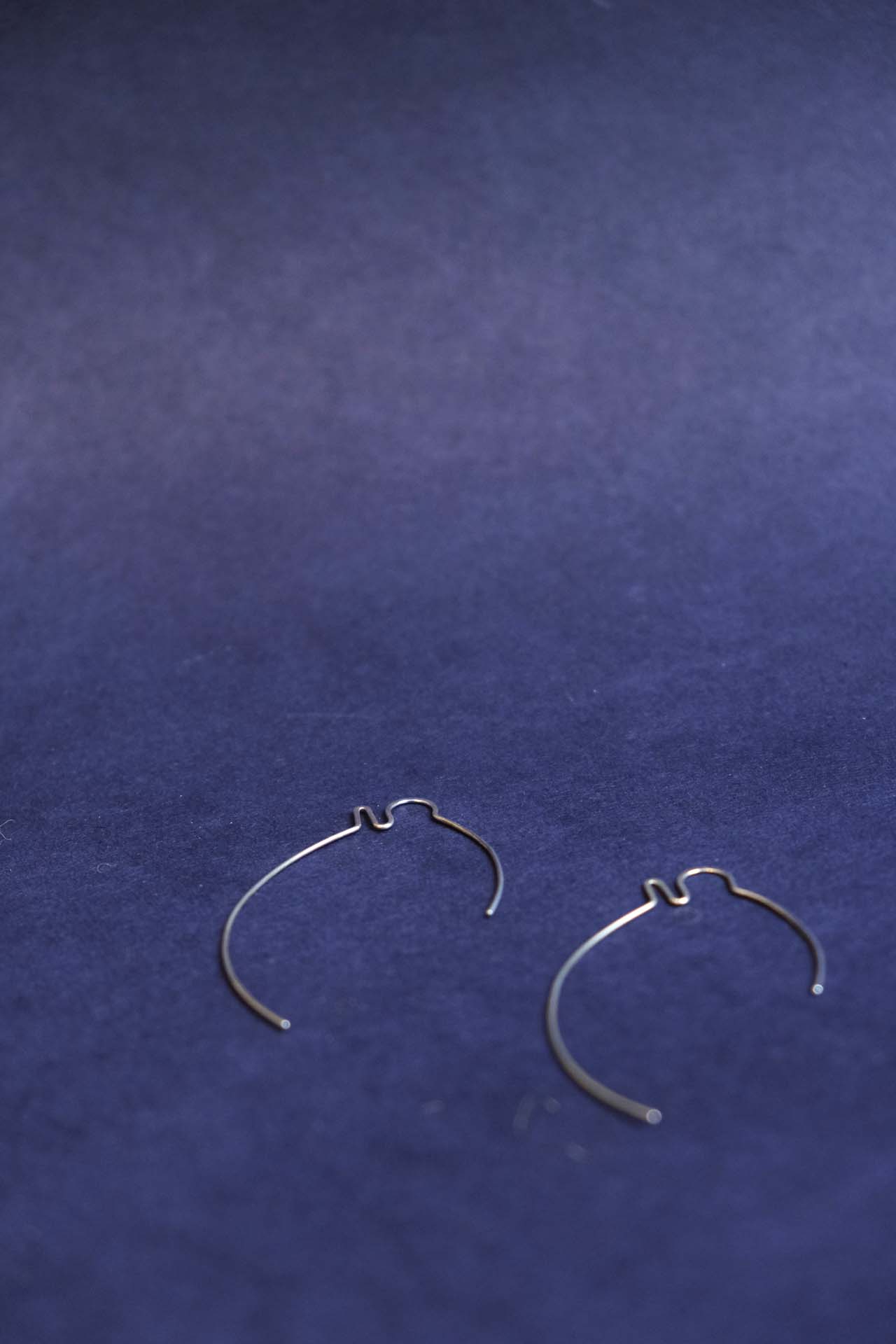 Boucles Chloé Noyon conversation argent