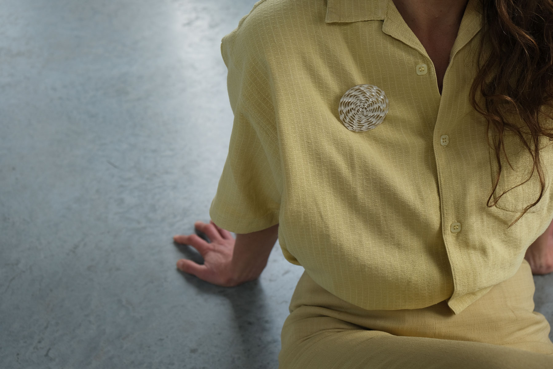 Hectare broche Kazuko Nishibayashi argent