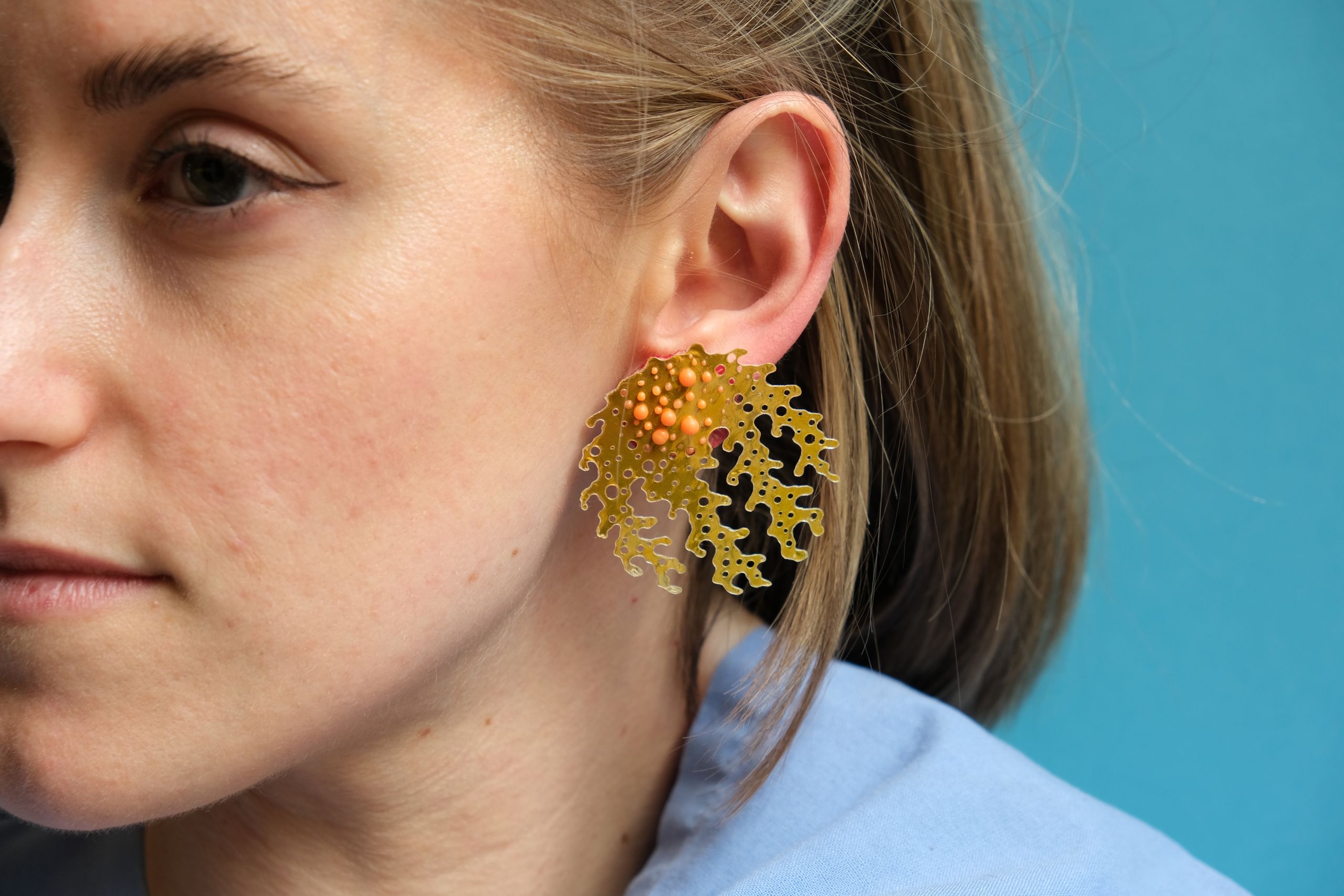 Isabelle azaïs boucles algue