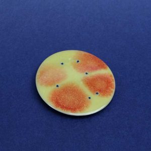 Hectare Broche Nevin Arig jaune résine