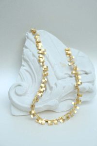 Collier Franziska Rappold pétale mobile argent doré