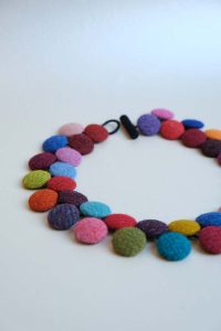 Collier cécile bertrand laine bouilli PAC39