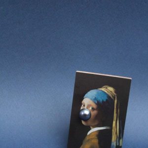 Herman Hermsen jeune fille au piercing broche