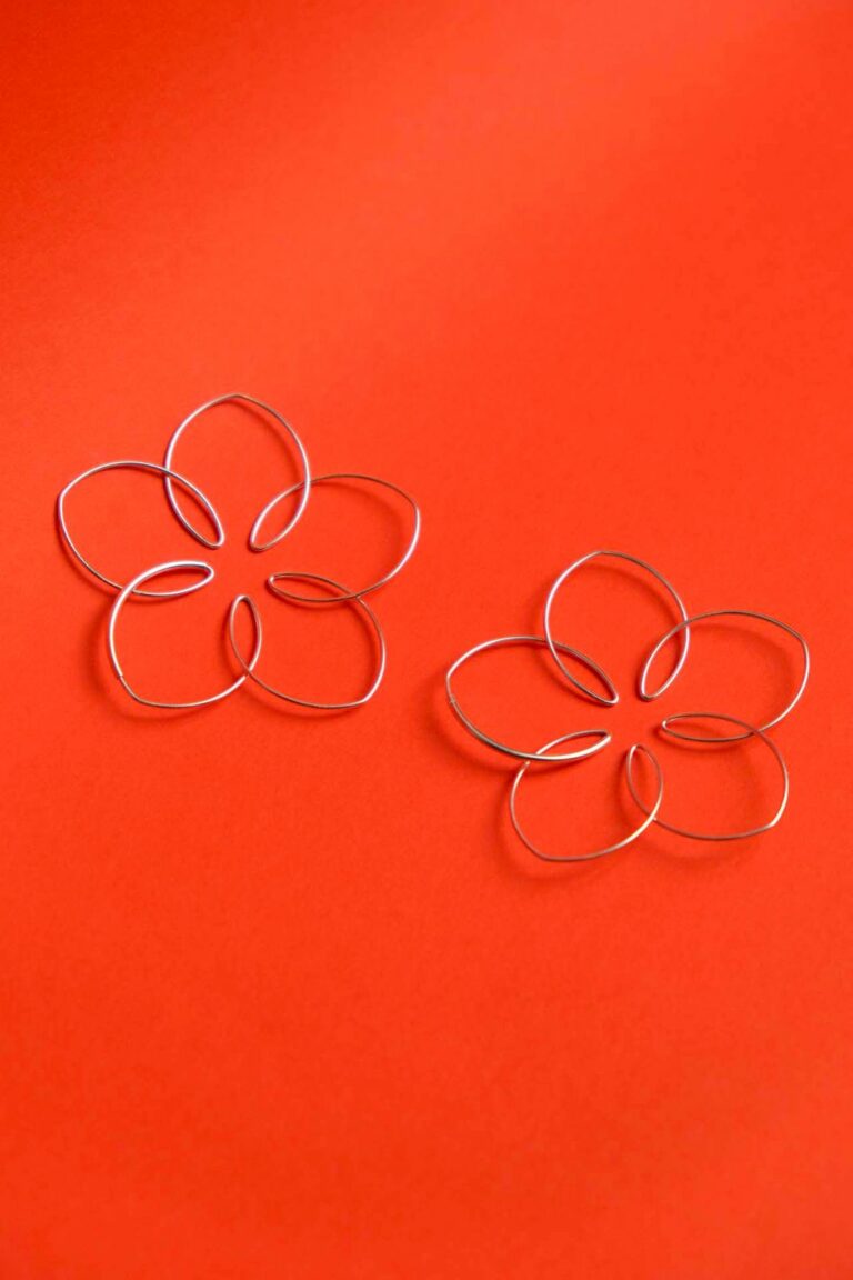Hannah Tomoko boucles flora argent