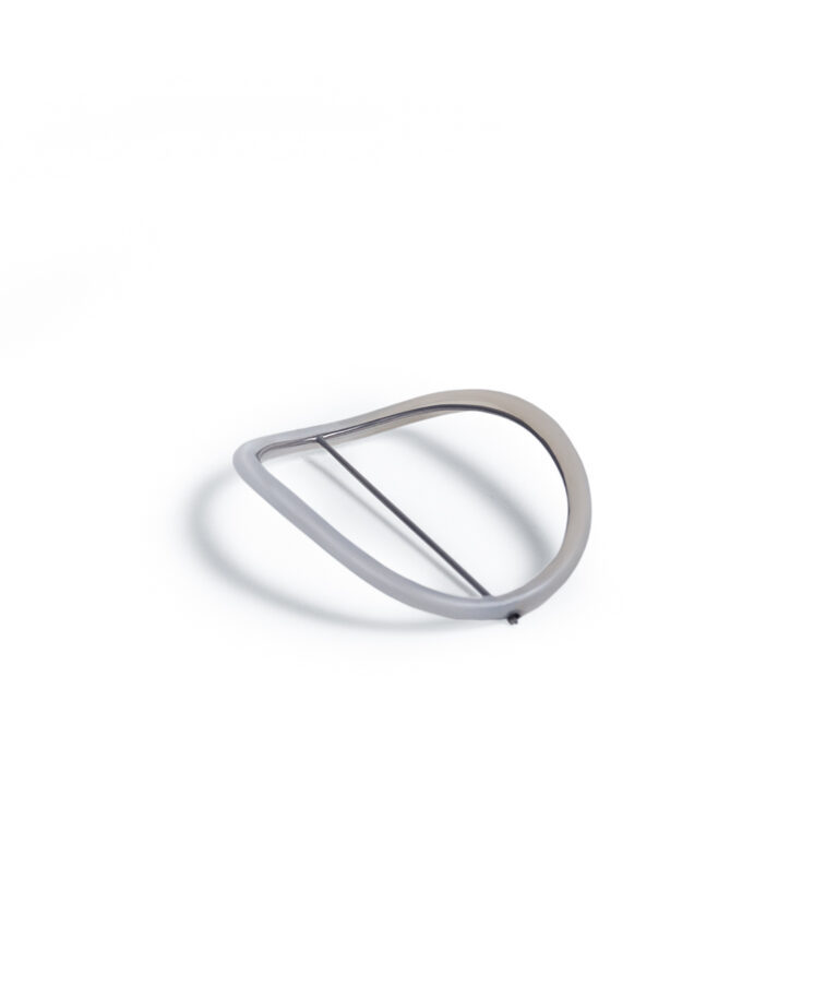 Frechen Natascha_Loop_brooch_Agate, Gold_ (5)