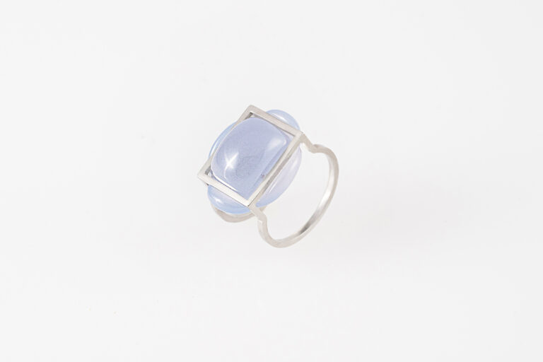 Pei Wu, Bague argent, calcédoine