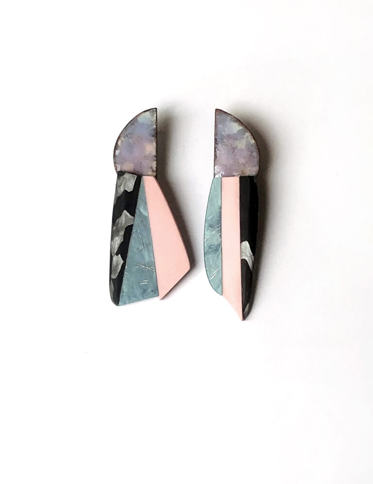 Danni Schwaag boucles Pink blue black