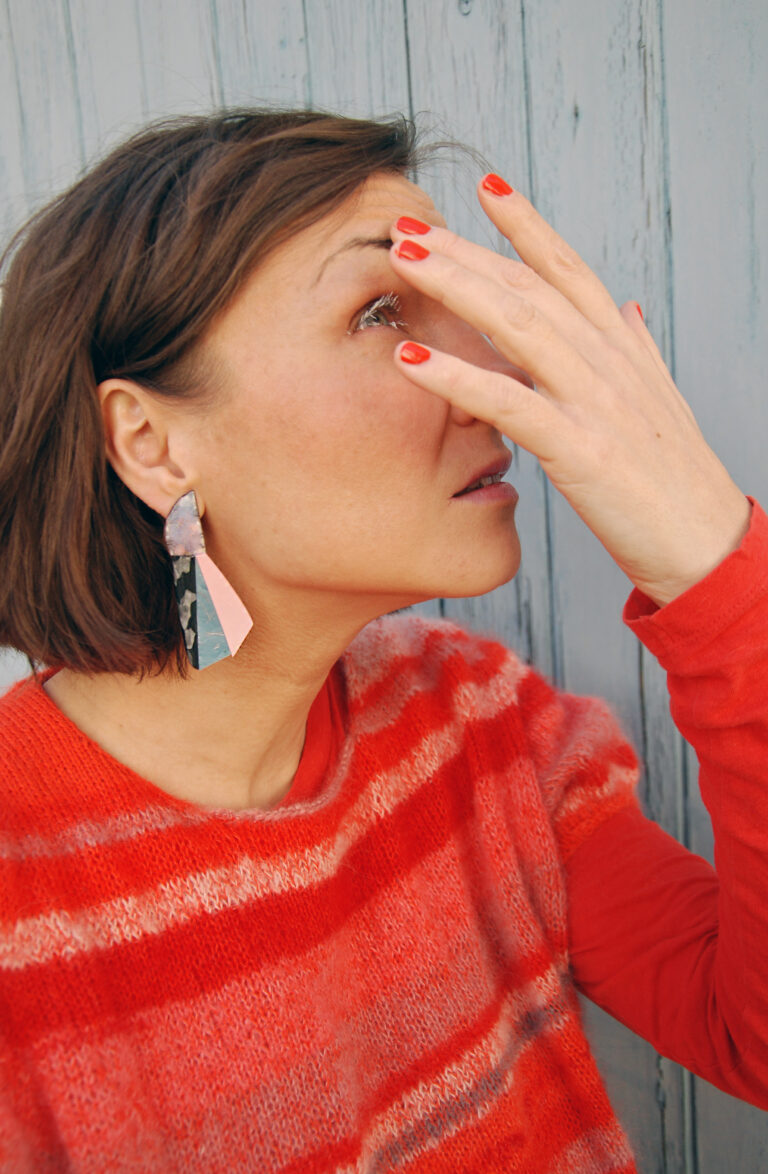 Danni Schwaag boucles Pink blue black