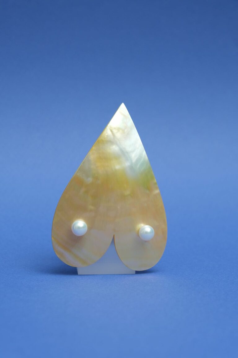 Broche Zhipeng Wang Heart of Ocean #1